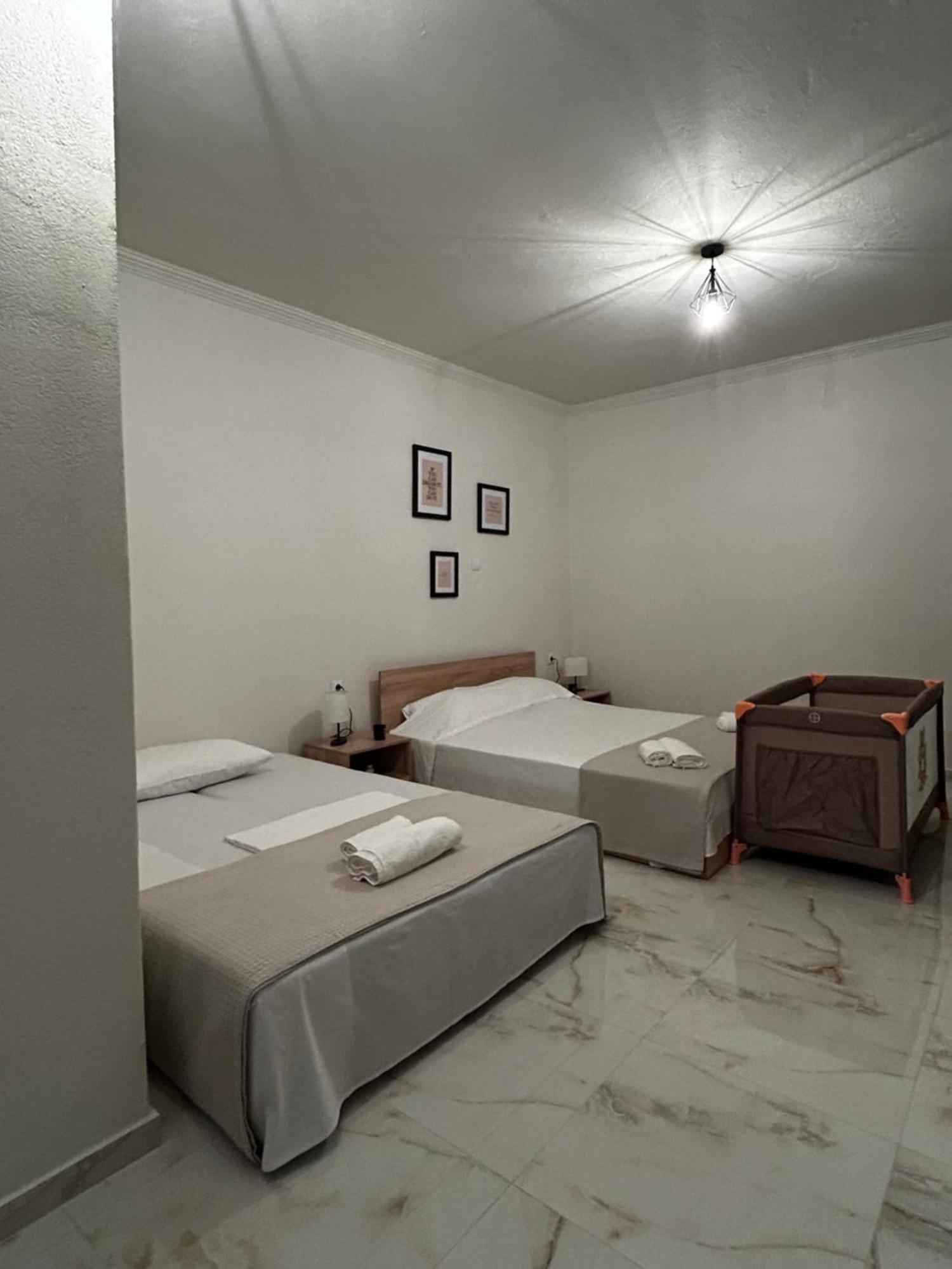 Aristotelis Apartments Nea Karvali Exterior foto