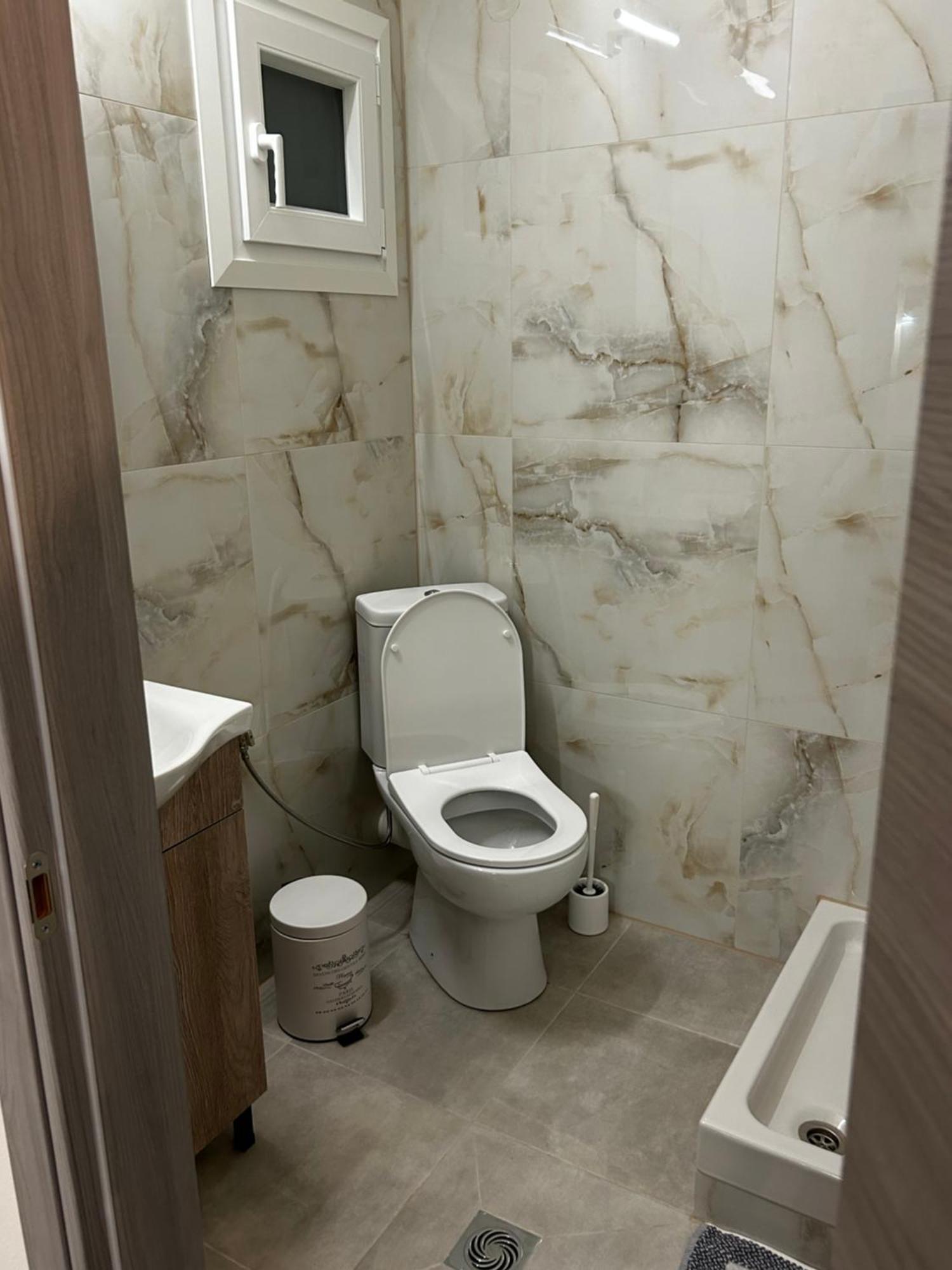 Aristotelis Apartments Nea Karvali Exterior foto